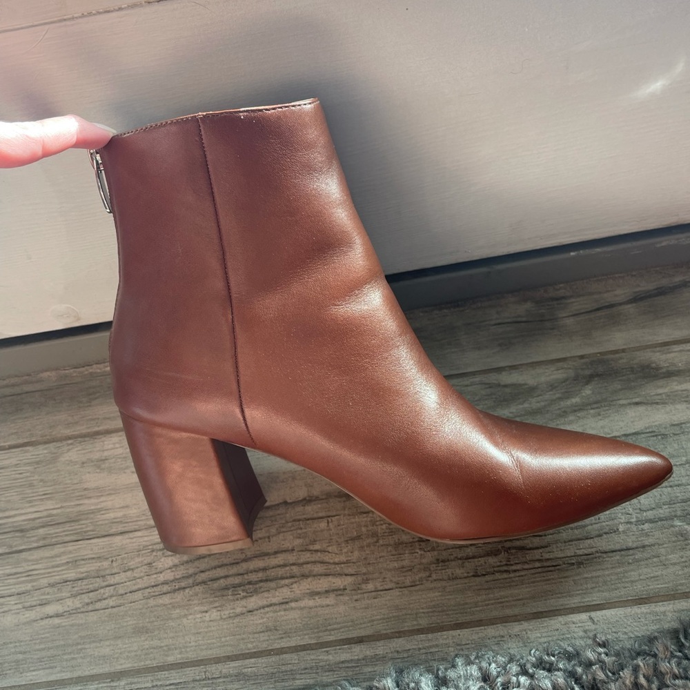 Steve Madden Neven Leather Booties